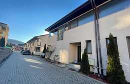 Duplex mobilat si utilat, ansamblu privat de case, iesire la doua strazi, zona Ioan Rus 