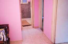 Apartament de 3 camere, etaj intermediar, 63 mp, zona Calea București