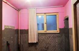 Apartament de 3 camere, etaj intermediar, 63 mp, zona Calea București