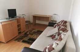 Garsoniera de 28 mp, zona strazii Dejului