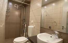 Apartament de 2 camere, semidecomandat, zona Piata Hermes