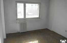 Vanzare apartament 4 camere, decomandat, 83 mp utili, zona Calea Floresti