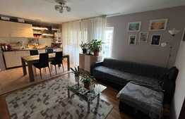 Apartament 3 camere, parcare, zona Kik,Floresti