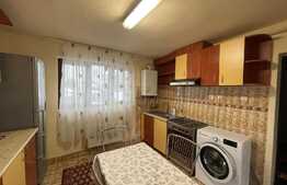 Apartament de 4 camere, decomandat, 80 mp, curte, parcare, zona Beta