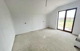 Casa tip duplex in Stupini