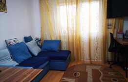 Apartament 2 camere, balcon, la 5 minute de mall Coresi, zona Tractorul