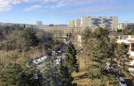 Cauti o garsoniera pe etaj intermediar in Gheorgheni?