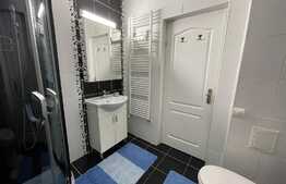 Apartament de 3 camere, 64 mp, balcon, zona strazii Edgar Quinet