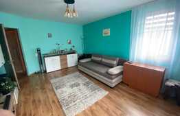 Apartament 3 camere decomandate, 72 mp, parcare, zona Centrala