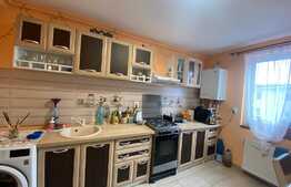 Apartament 3 camere decomandate, 72 mp, parcare, zona Centrala