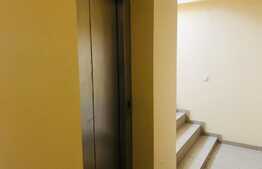 Spatiu comercial, 150 mp, pentru showroom, cu birouri si parcari 