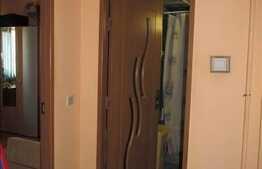 1 camera, 35 mp, decomandat, boxa la subsol, zona Piata Mihai Viteazul