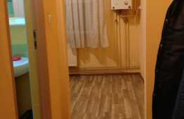 Garsoniera decomandata, 42 mp utili, in zona Garii