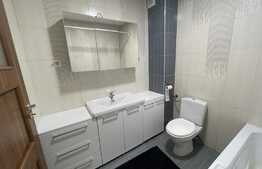 Apartament de 2 camere, 55 mp, parcare, zona Cetatii