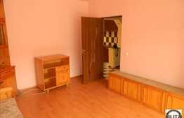 Inchiriere apartament cu 2 camere plus 2 balcoane, loc parcare, zona Eroilor