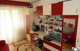 Apartament 3 camere, 74 mp, loc parcare, boza la subsol, zona Piata Marasti!