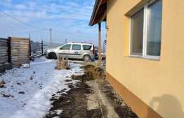 Casa finisata, pe un nivel, panorama deosebita, 300 mp teren, in Campenesti, Apahida