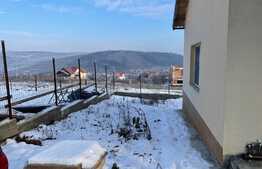 Casa finisata, pe un nivel, panorama deosebita, 300 mp teren, in Campenesti, Apahida