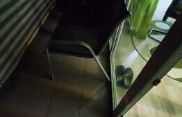 Apartament 2 camere, parcare, zona Florilor!