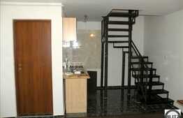 Vanzare 2 camere, scara interioara, la casa, zona Complex Sora. Loc de parcare!