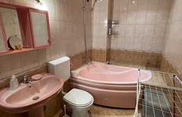 Apartament 2 camere, decomandat, parcare! Zona strazii Florilor