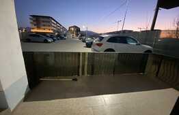 Apartament de 3 camere, decomandat, 67 mp, zona Tractorul