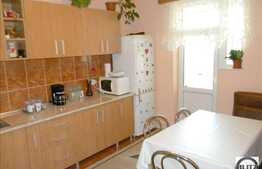 Vanzare 2 camere, 50 mp, decomandat, zona strazii Horea, boxa pentru depozitare