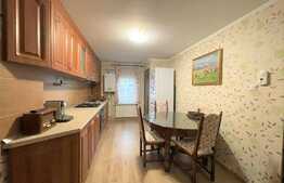 Apartament 3 camere, balcon, parcare, zona Sigma