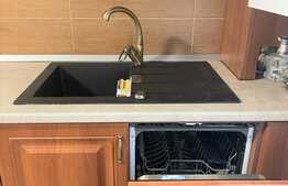 Apartament 3 camere, balcon, parcare, zona Sigma