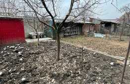 Apartament de 2 camere, decomandat, 55 mp, boxa, parcare, gradina, zona Dedeman