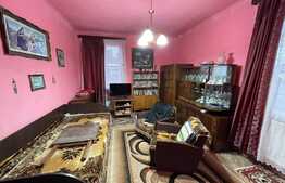 Apartament de 2 camere, decomandat, 55 mp, boxa, parcare, gradina, zona Dedeman