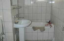 Apartrament 2 camere, 55 mp, decomandat, zona Billa