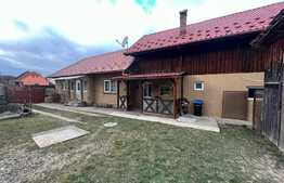 Casa in natura, 110 mp utili, Tarlungeni, sat Purcareni 