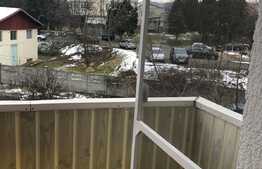 Garsoniera de 24, balcon, zona strazii Louis Pasteur 