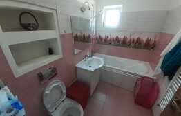 Apartament 2 camere, decomandat, terasa, parcare!