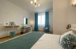 Apartament de 3 camere, 68 mp, parcare, zona Vivo