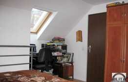 Vanzare apartament 3 camere, la casa, pe 2 nivele P+M, 67 mp utili