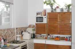 Vanzare apartament 3 camere, la casa, pe 2 nivele P+M, 67 mp utili