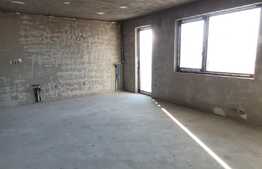 Apartament 3 camere, priveliste superba, zona Subcetate