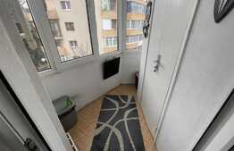 Apartament 2 camere, decomandat, parcare, zona Piata Marasti