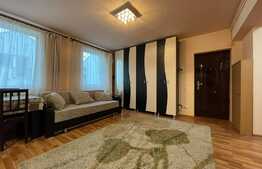 Apartament de 3 camere, 56 mp, parcare, zona strazii Fagului