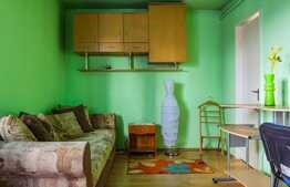 Garsoniera de 26 mp, decomandata, balcon, zona UMF