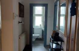 Apartament 65 mp, decomandat, imobil de tip vila, Central