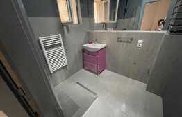 Apartament 65 mp, decomandat, imobil de tip vila, Central