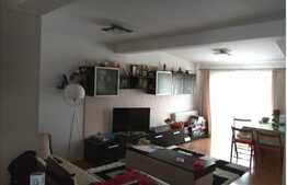 Vanzare mansarda cu 3 camere, 74 mp, 2 balcoane, zona strazii Florilor!