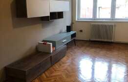 Apartament renovat, 2 camere decomandate, zona Iulius Mall!