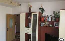 Vanzare 2 camere, 48 mp, decomandat, zona Florilor! Loc de parcare!