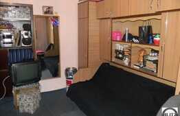 De vanzare 2 camere, 60 mp utili, curte comuna, loc parcare, zona linistita!