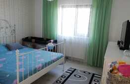Apartament 2 camere semidecomandat, 51 mp, etaj intermediar, bloc nou!