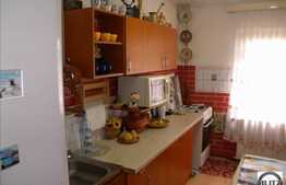 Vanzare 3 camere, decomandat, 65 mp, etaj intermediar, zona Jupiter